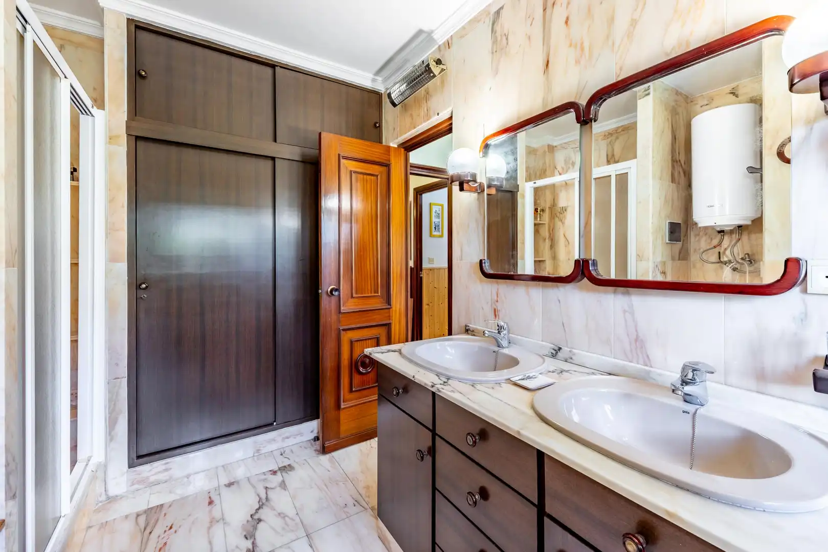 Bathroom of Houses for sale in Málaga  with Air Conditioner, Heating and Private garden
