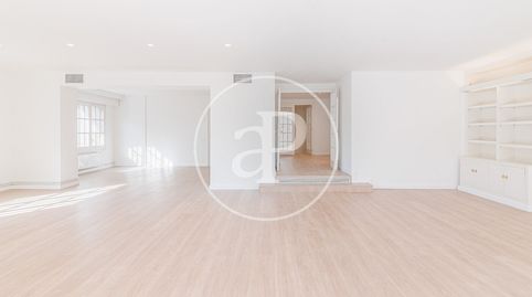 Foto 5 de Piso de alquiler en Carrer del Dr. Roux, Les Tres Torres, Barcelona Capital