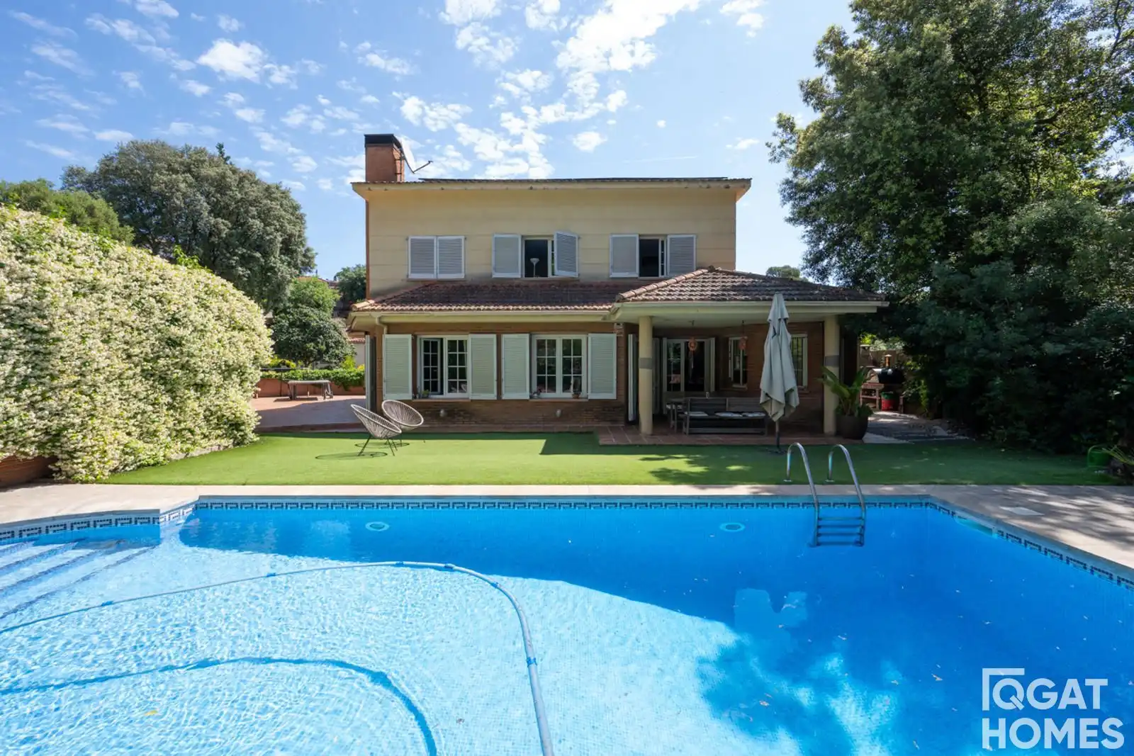 Piscina de Casa o chalet en venta en Sant Cugat del Vallès con Calefacción, Terraza y Trastero