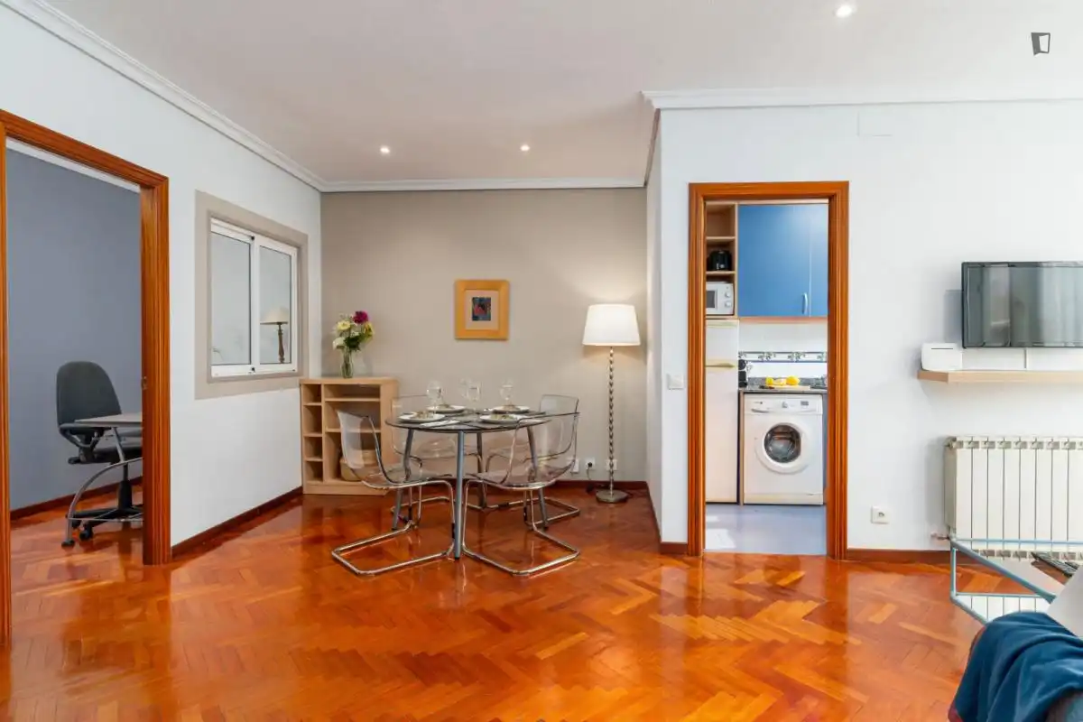 Apartament amb ascensor de lloguer a Barrio de Salamanca, imagen 7
