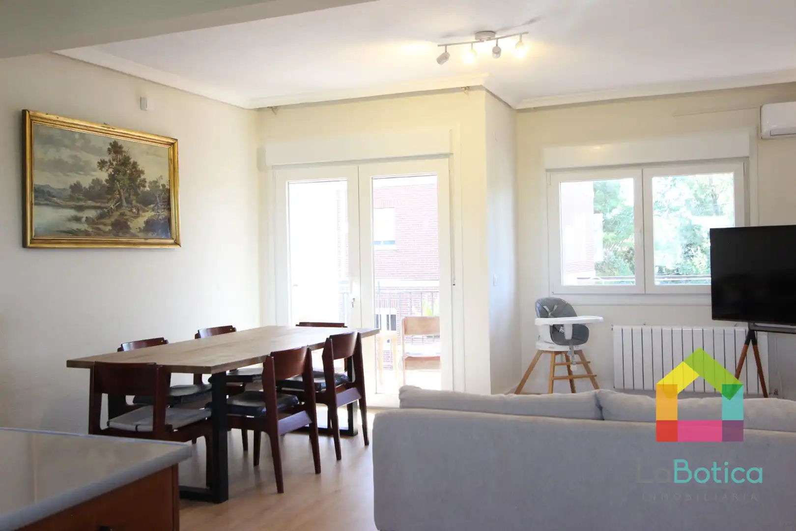 Comedor de Piso en venta en Olías del Rey con Aire acondicionado, Calefacción y Terraza