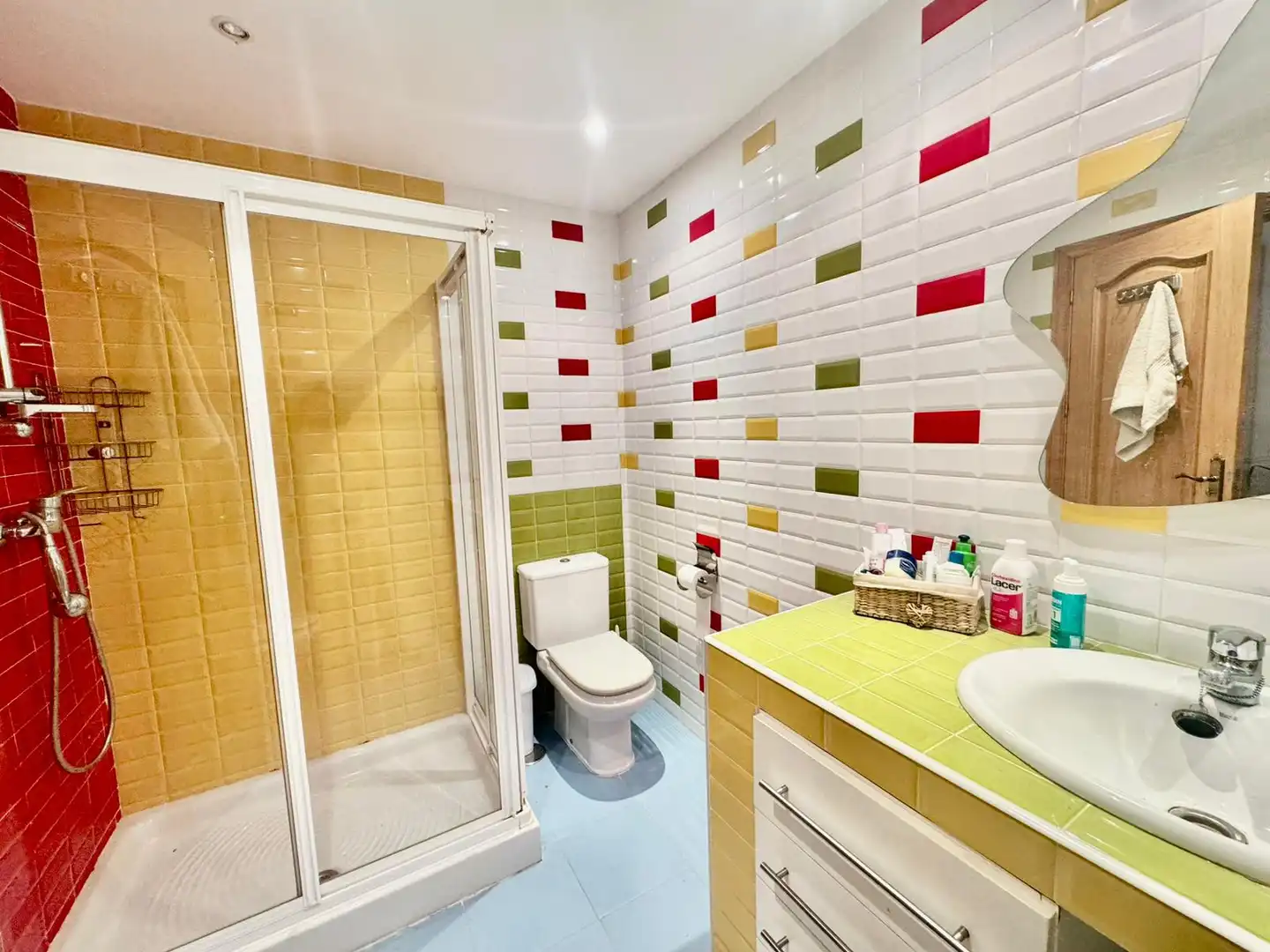 Badezimmer von Haus oder Chalet zum Verkauf in Mijas mit Klimaanlage, Privatgarten und Terrasse