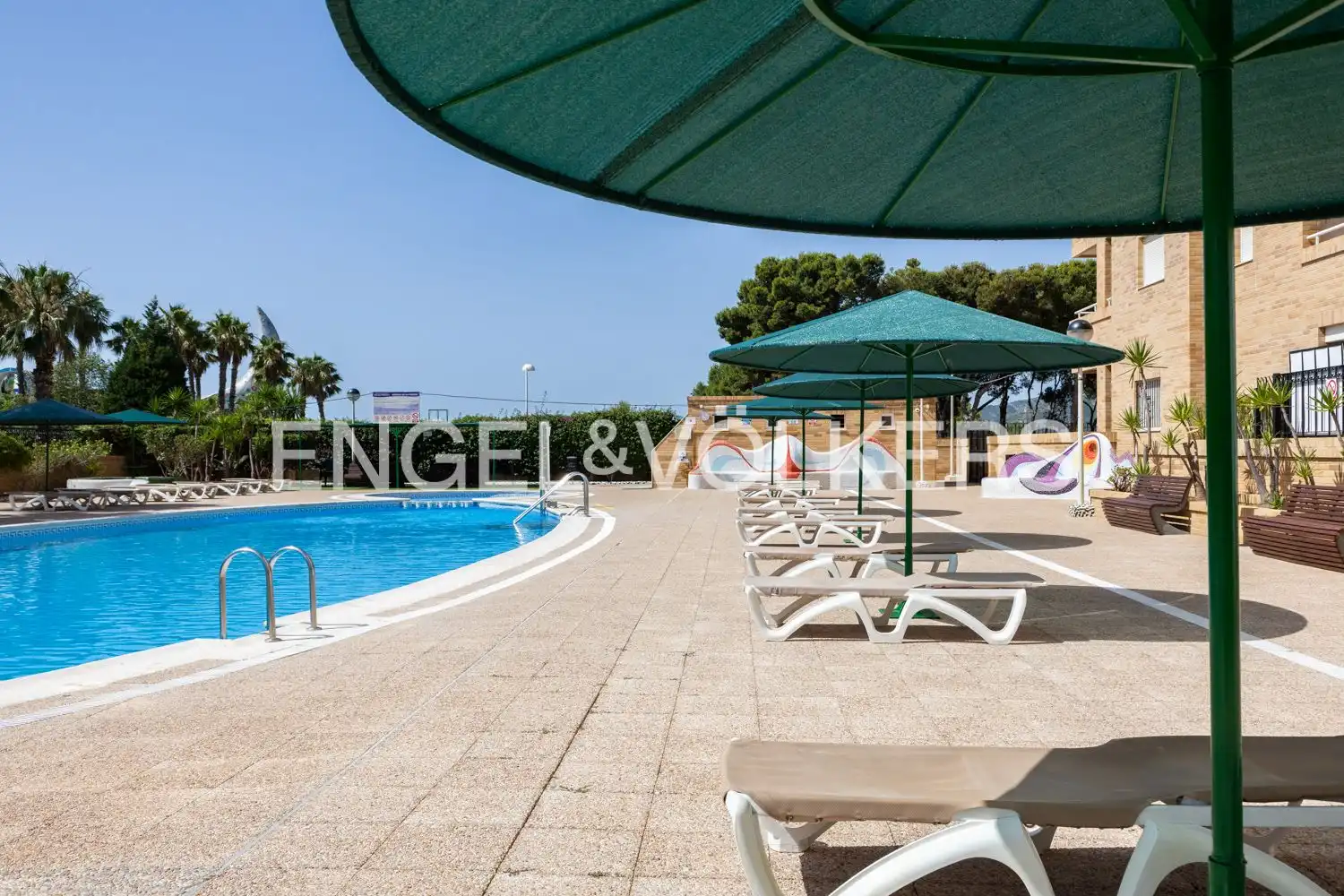 Piscina de Pis en venda en Oropesa del Mar / Orpesa amb Aire condicionat, Calefacció i Terrassa