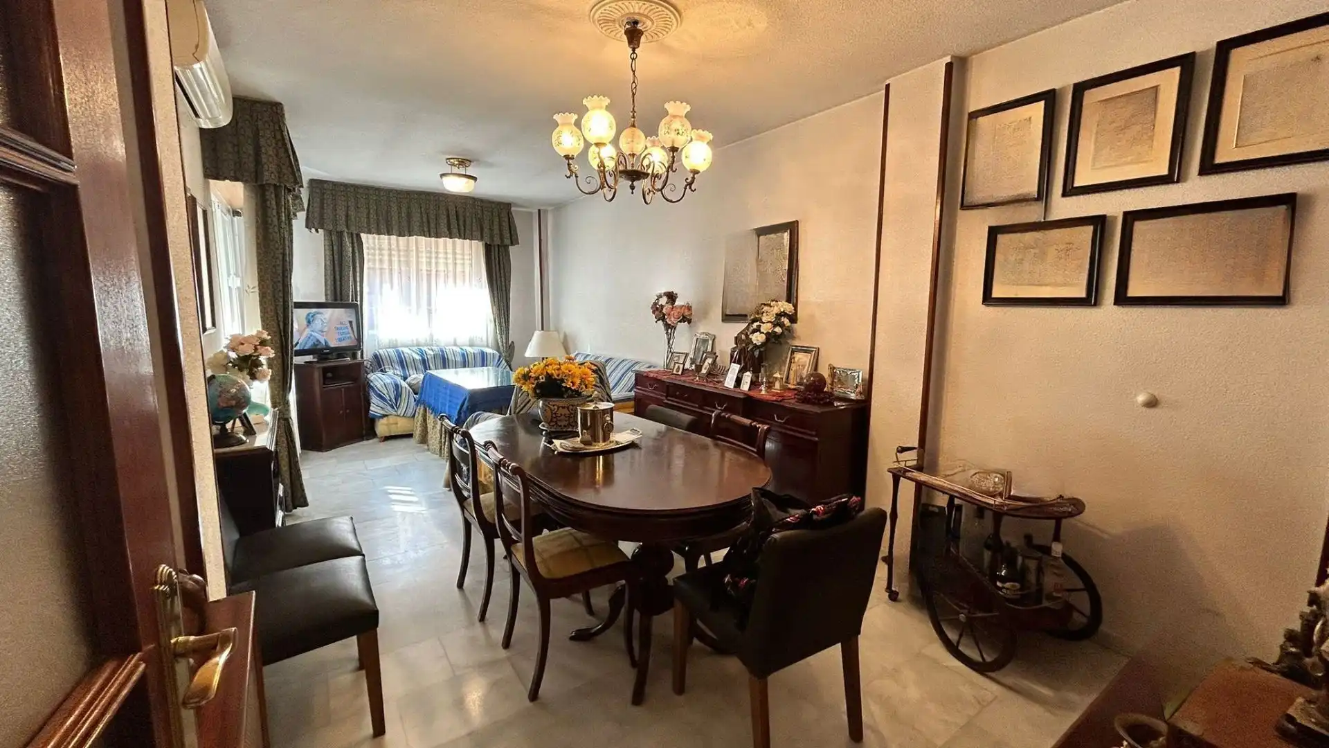 Comedor de Casa adosada en venta en Granada con Aire acondicionado, Calefacción y Terraza