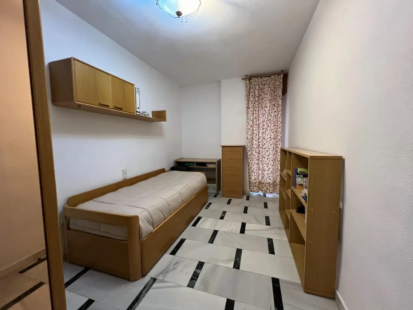 Bedroom of Flat for sale in Córdoba  with Air Conditioner, Heating and Terrace