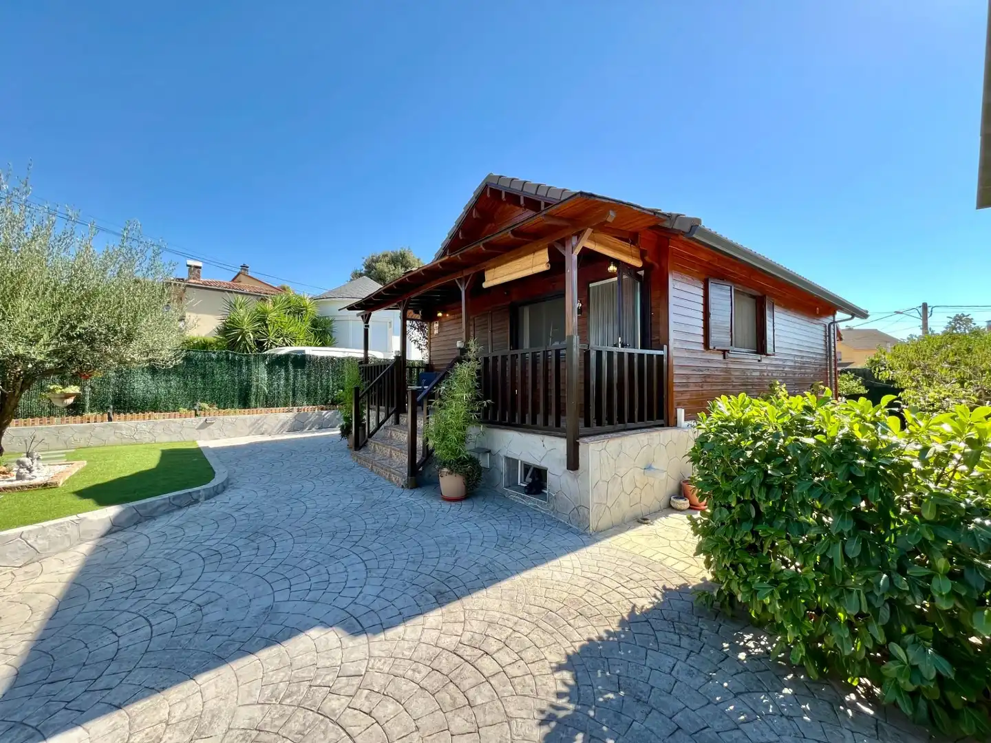 Vista exterior de Casa o chalet en venta en Cànoves I Samalús con Aire acondicionado, Calefacción y Jardín privado
