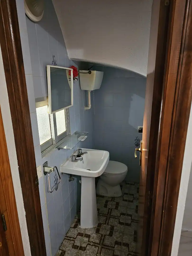 Badezimmer von Einfamilien-Reihenhaus zum Verkauf in La Guardia mit Heizung