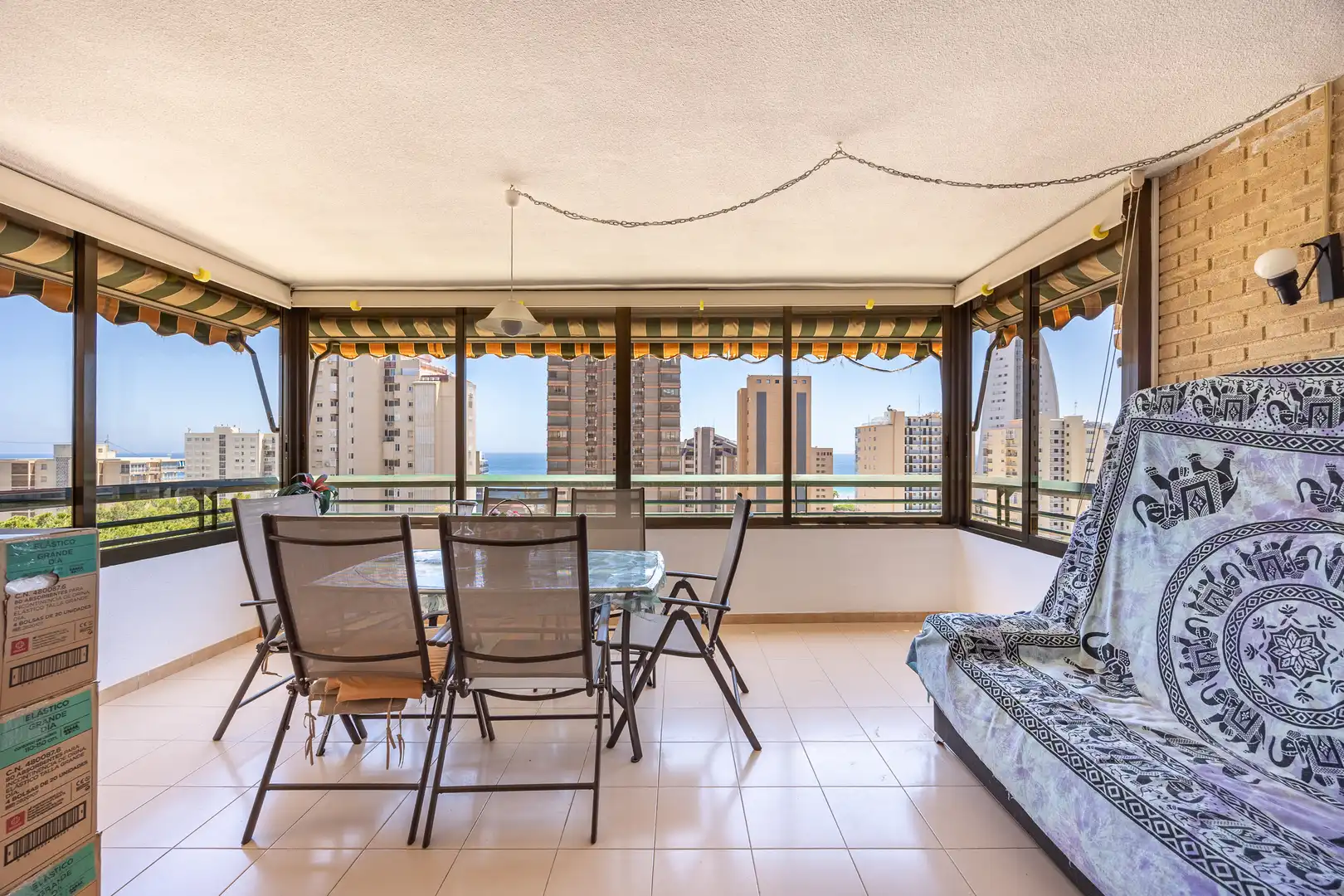 Terrassa de Pis en venda en Benidorm amb Piscina, Moblat i Piscina comunitària