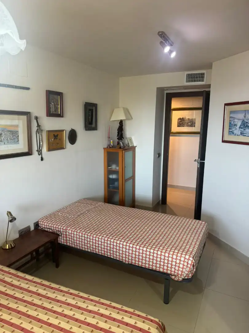 Habitación de Piso en venta en Melilla con Aire acondicionado, Calefacción y Terraza