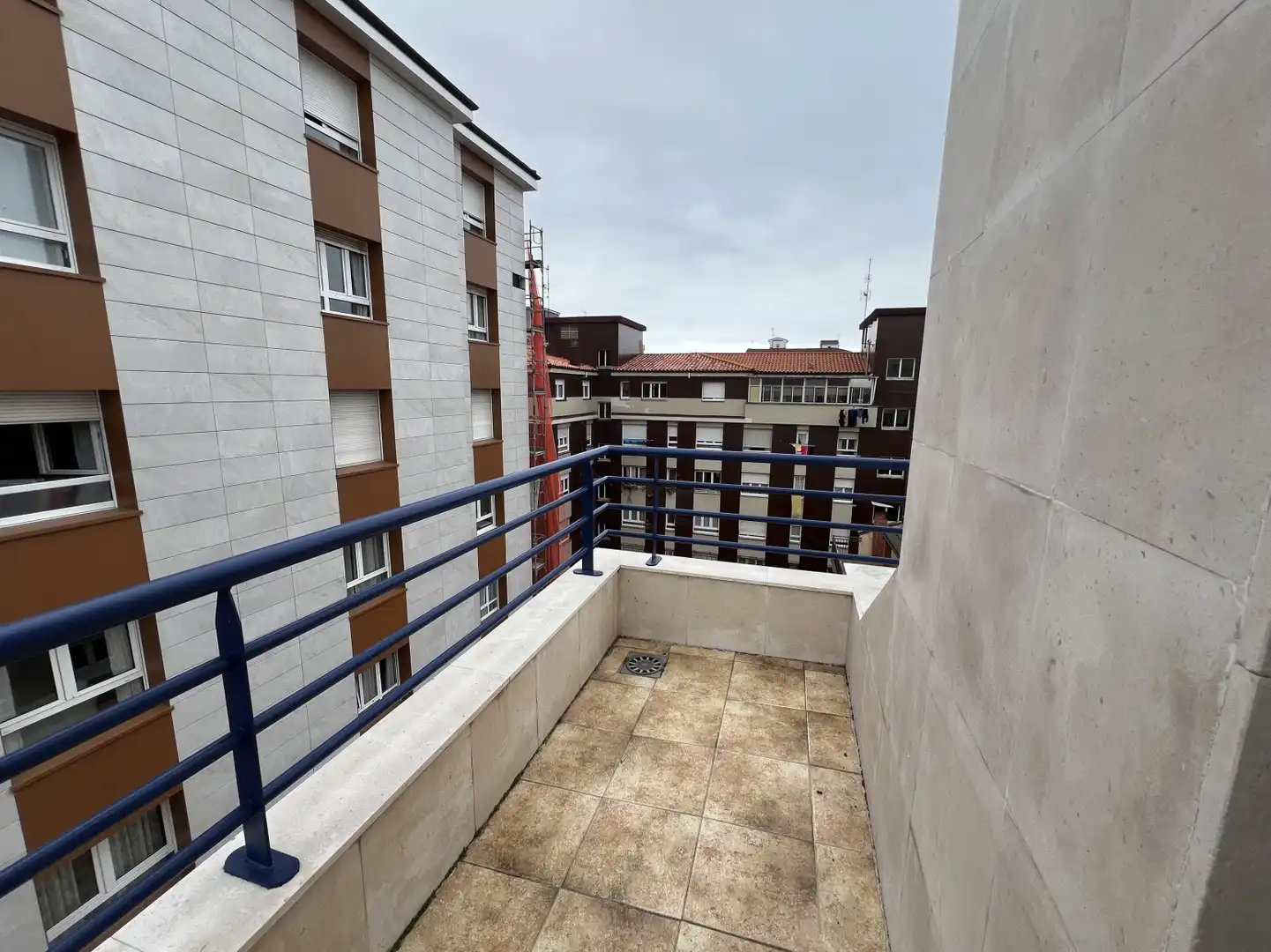 Terrassa de Àtic de lloguer en Gijón  amb Calefacció, Parquet i Terrassa