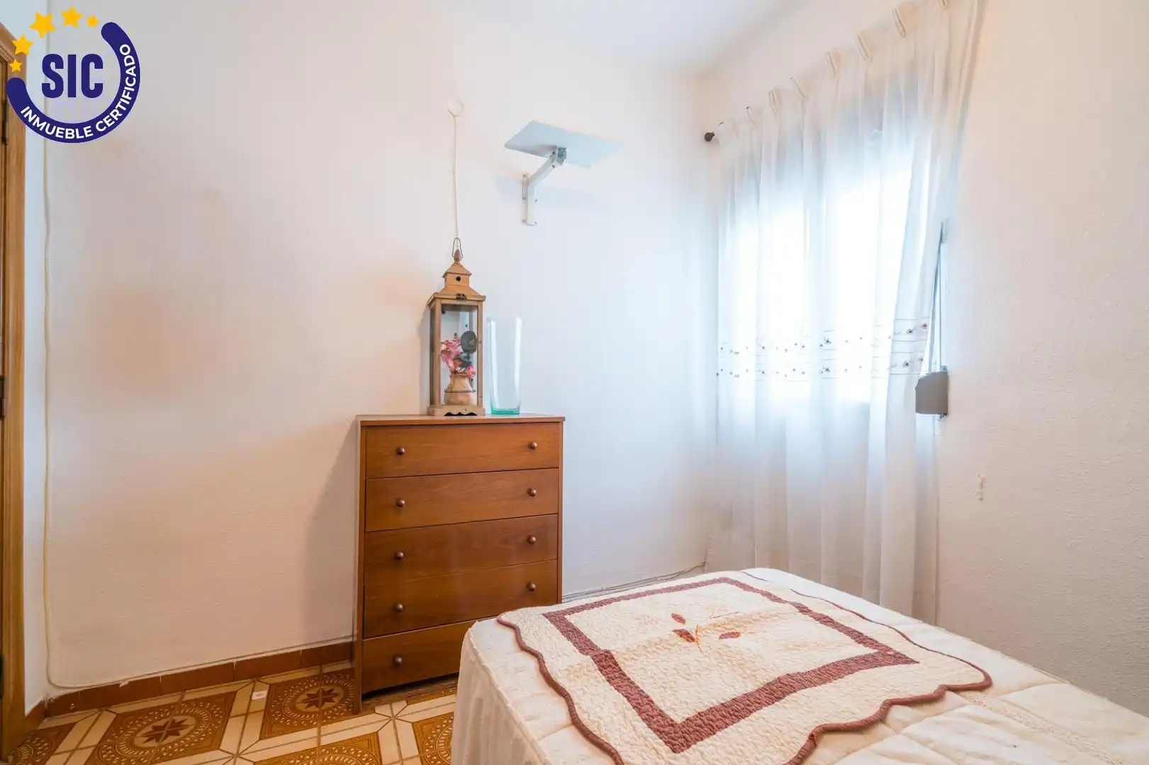 Bedroom of Apartments for sale in Valencia  with Air Conditioner