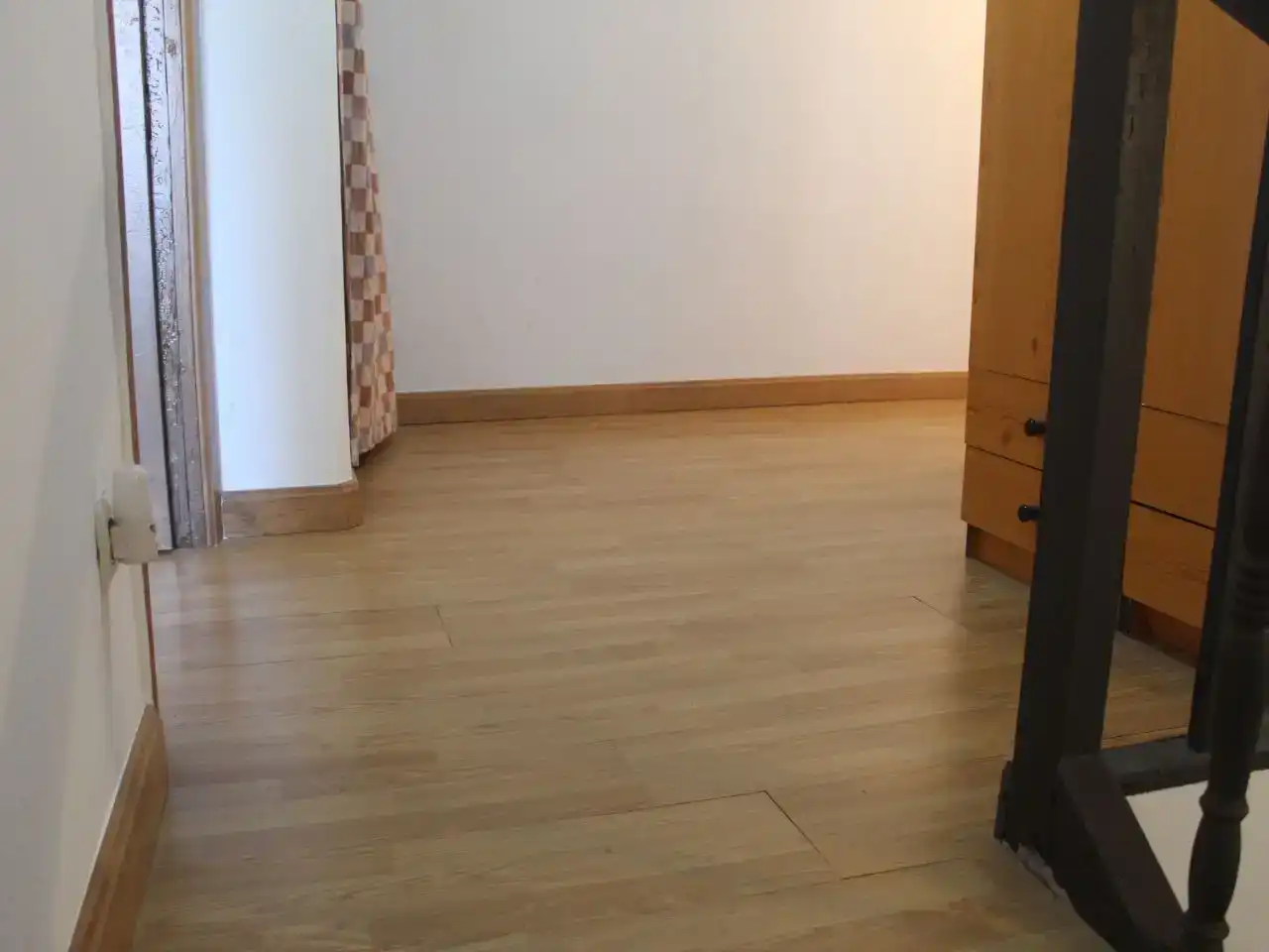 Casa adosada en venda en Castrillo de Villavega amb Moblat