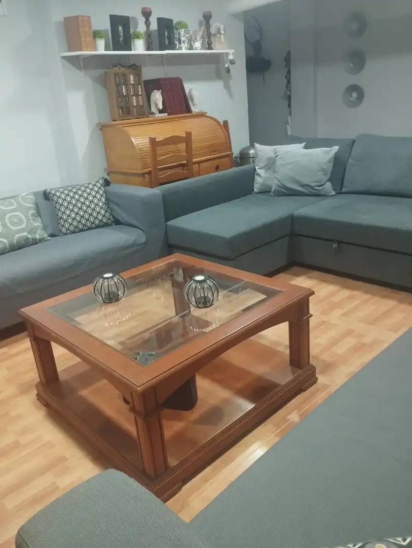 Sala d'estar de Casa adosada en venda en Casco Urbano