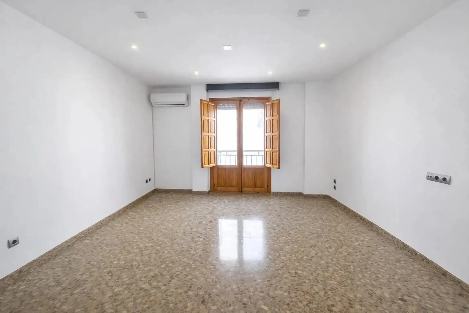 Piso en venta en Loja, imagen 2