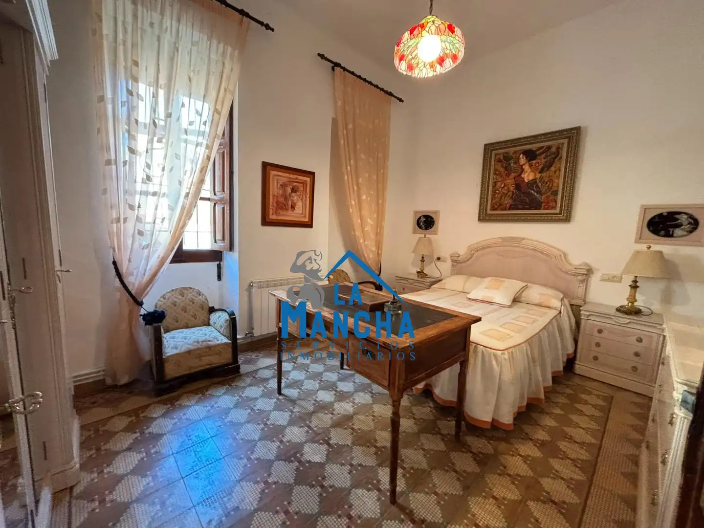 Habitación de Casa o chalet en venta en Hoya-Gonzalo con Calefacción, Jardín privado y Amueblado