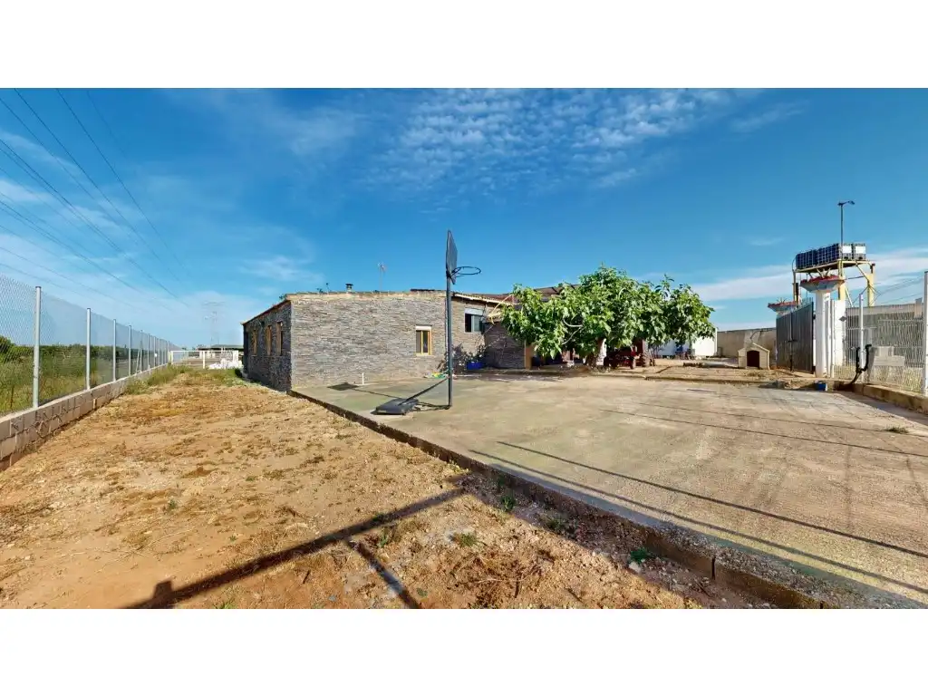 Casa o chalet en venta en Carlet con Jardín privado, Terraza y Trastero