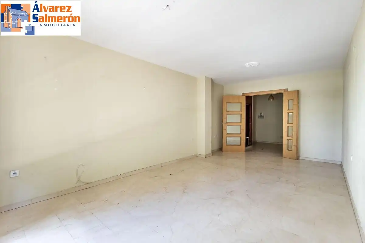 Piso en venta en Calle Bajo de Huétor, Cervantes