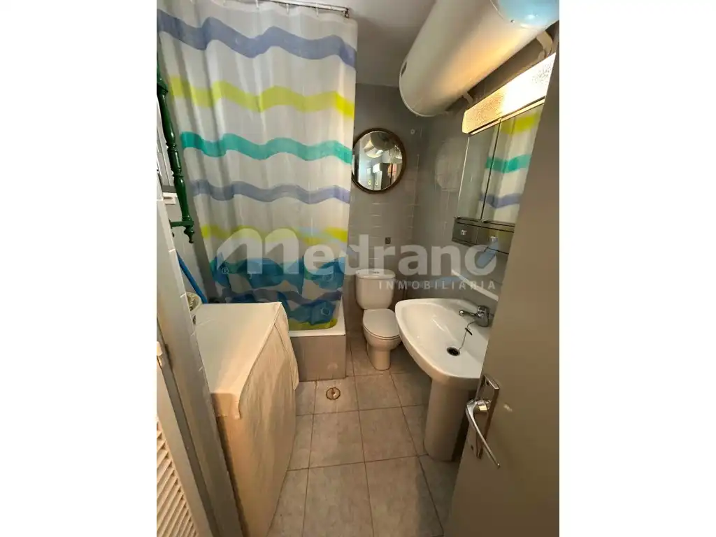 Baño de Estudio en venta en Benidorm con Jardín privado, Piscina y Piscina comunitaria