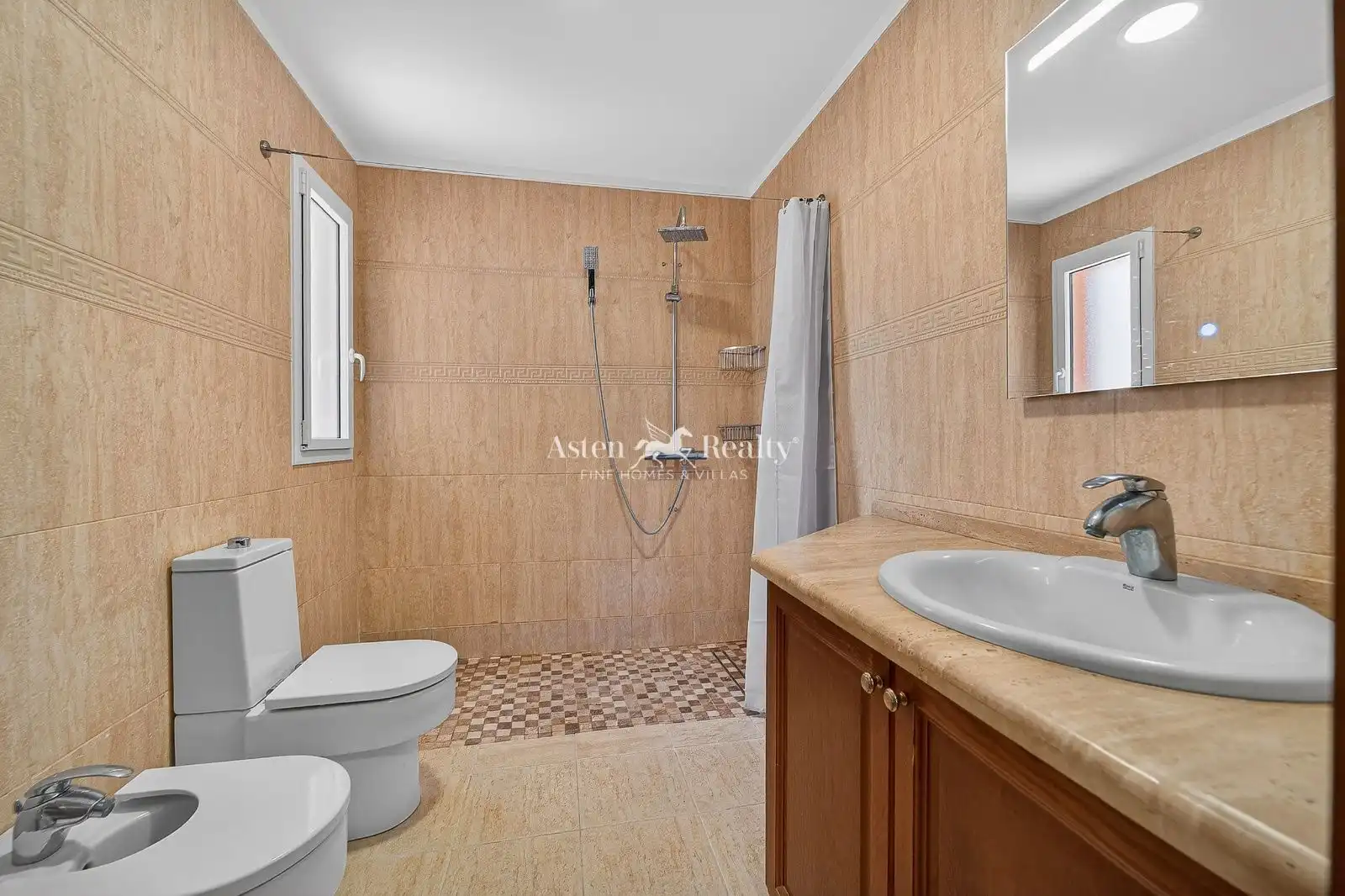 Baño de Casa o chalet en venta en Santiago del Teide con Jardín privado, Terraza y Trastero