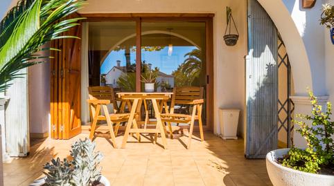 Foto 2 de Casa adosada en venda a Fenals, Girona