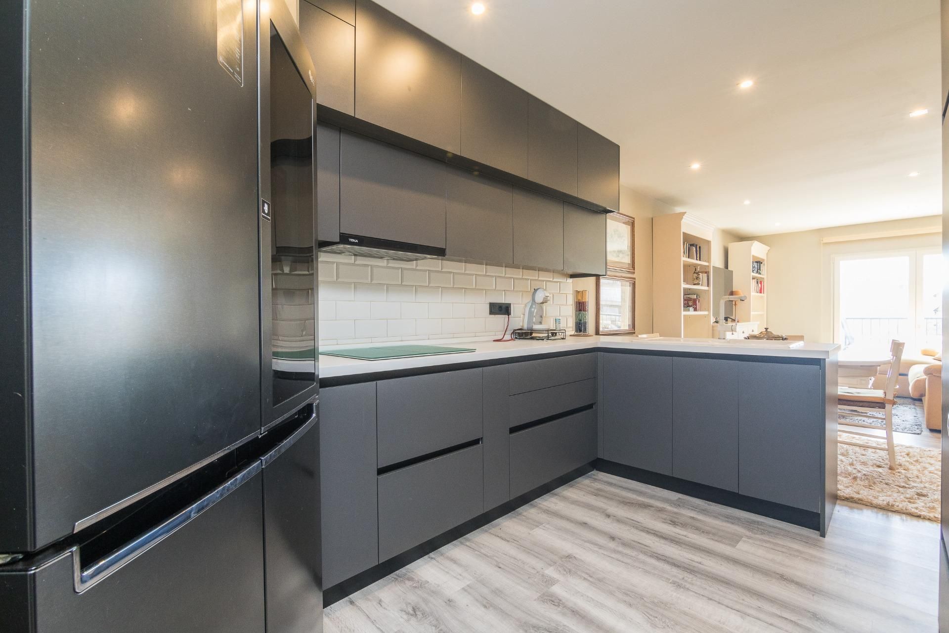 Cuina de Casa o xalet en venda en Elche / Elx amb Jardí privat, Terrassa i Traster