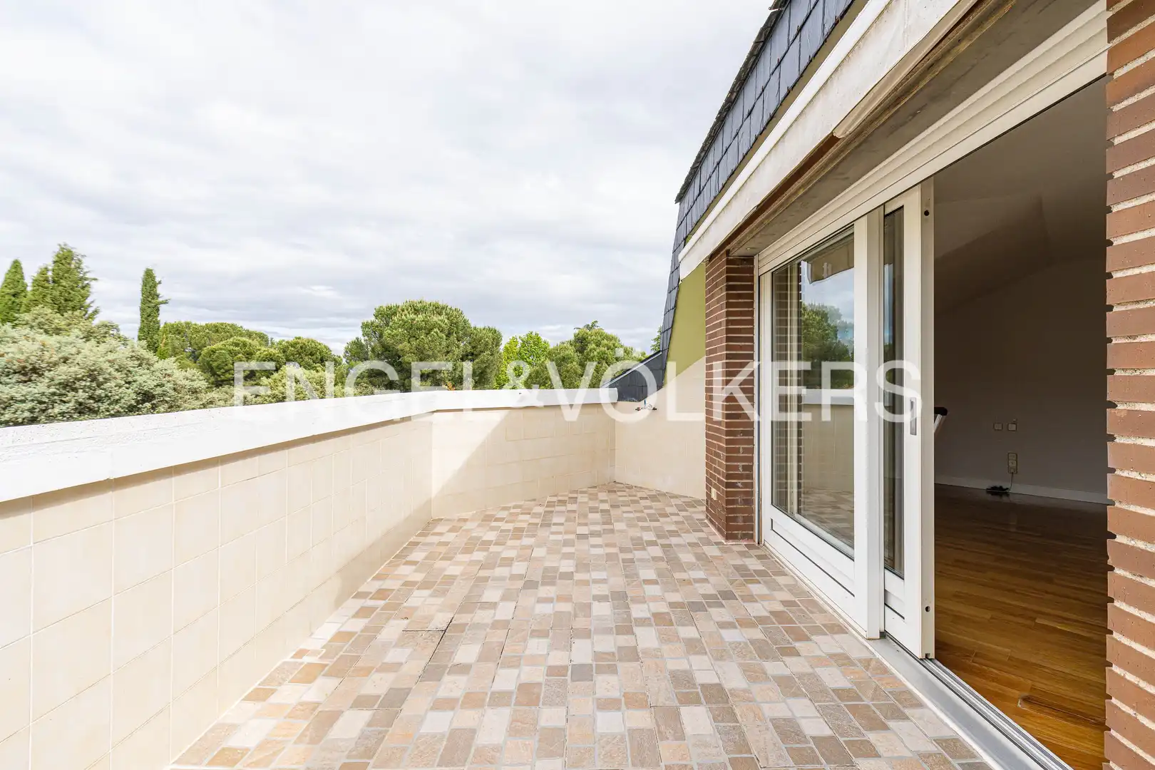Terraza de Casa o chalet en venta en Pozuelo de Alarcón con Aire acondicionado, Calefacción y Jardín privado