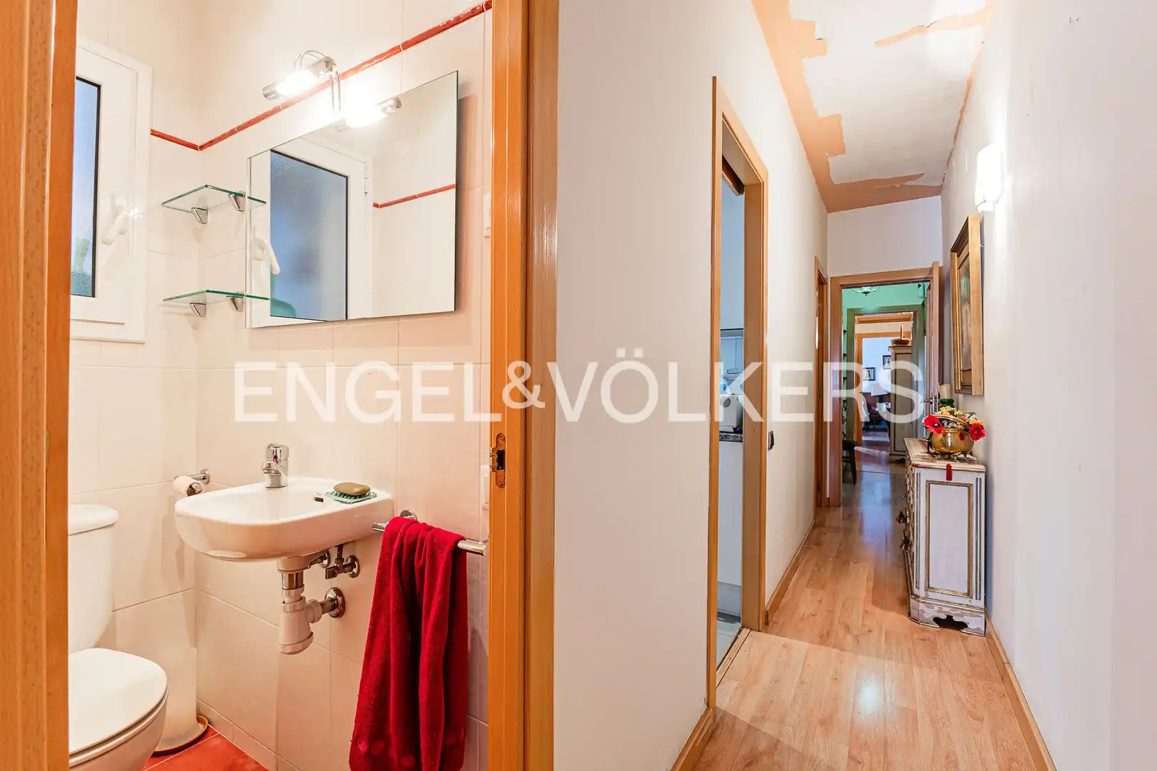 Flat for sale in Barcelona  with Heating and Parquet flooring