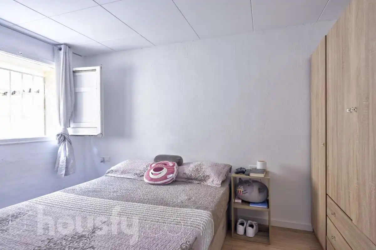 Habitación de Piso en venta en Barcelona con Parquet