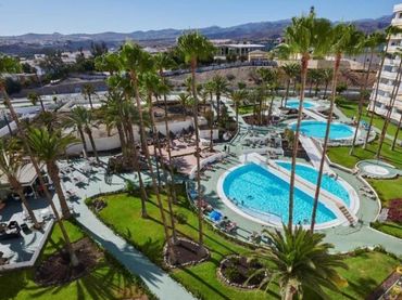 Attico con piscina in affitto a Avenida de Gran Canaria