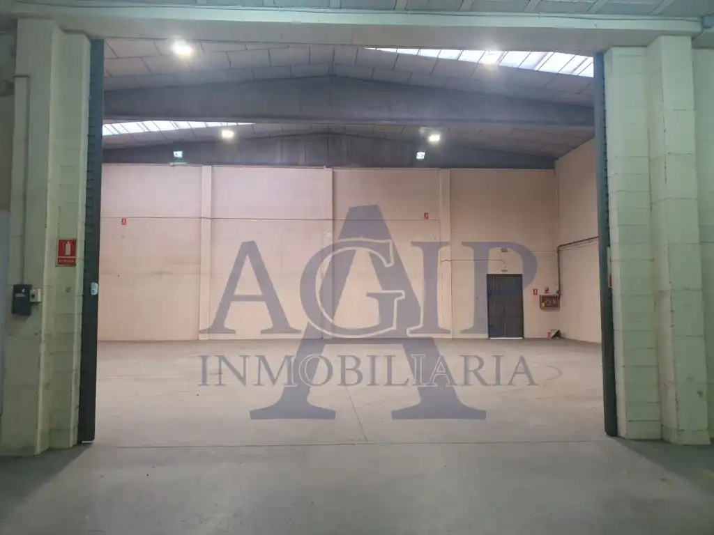 Fabrikhallen zur Miete in L'Hospitalet de Llobregat
