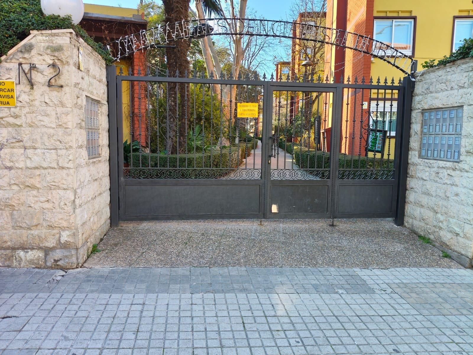 Exterior view of Flat for sale in  Zaragoza Capital