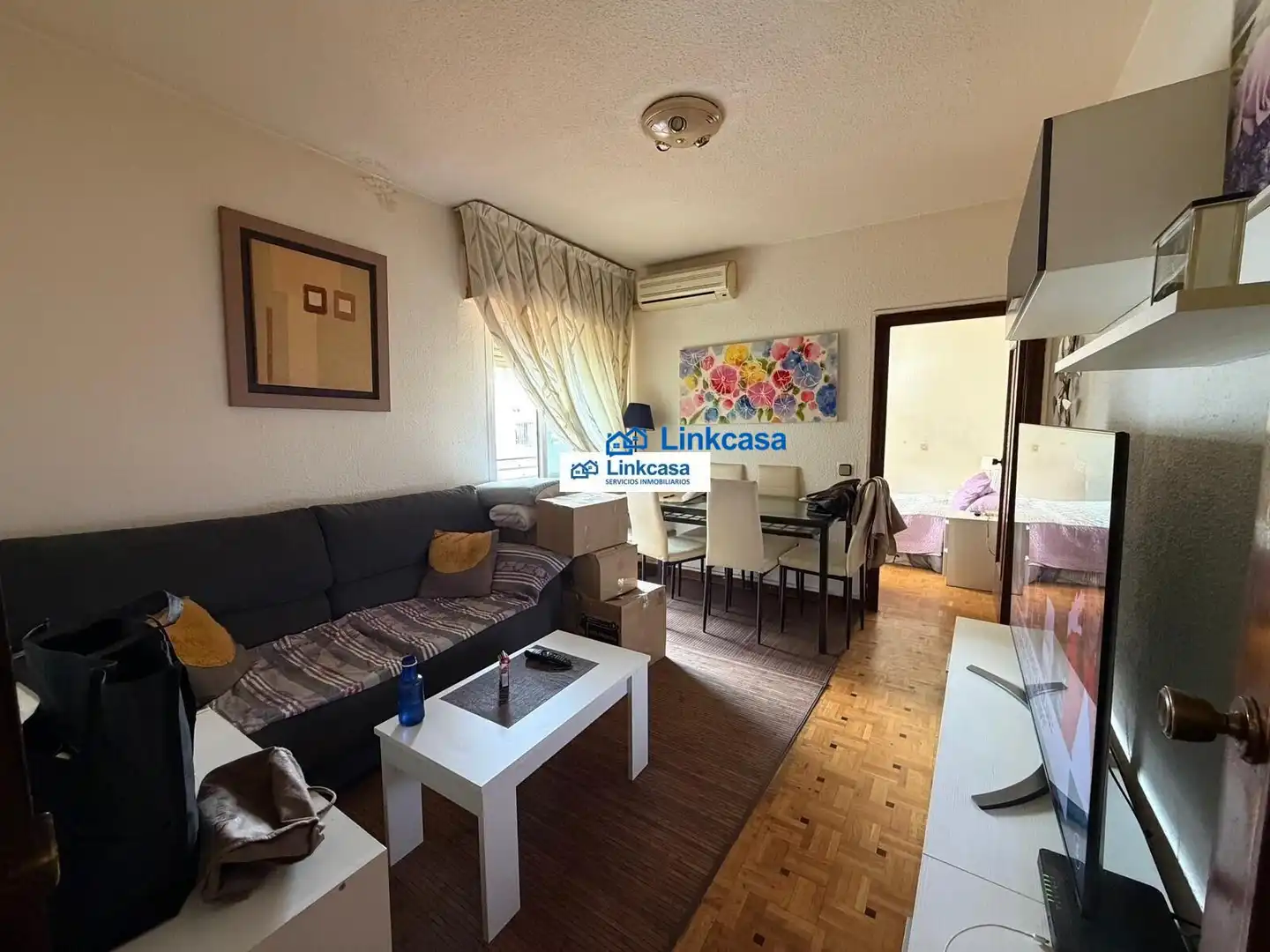Living room of Flat for sale in  Madrid Capital  with Air Conditioner, Heating and Parquet flooring