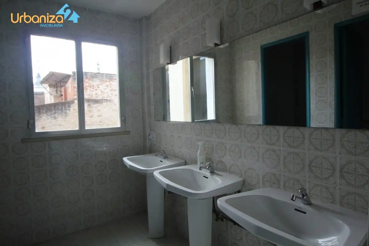 Oficina con ascensor en venta en Calle DONOSO CORTES 6, imagen 7