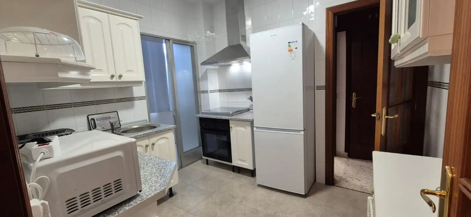 Cocina de Piso de alquiler en Badajoz con Aire acondicionado, Calefacción y Terraza