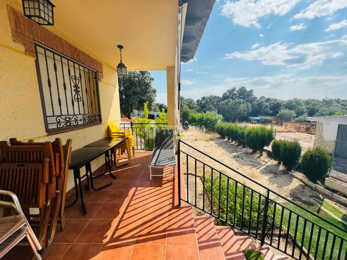 Vista exterior de Casa o xalet en venda en Hormigos amb Aire condicionat, Calefacció i Traster