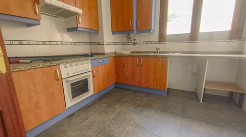 Foto 3 de Piso en venta en Avenida de la Constitución, Aller, Asturias