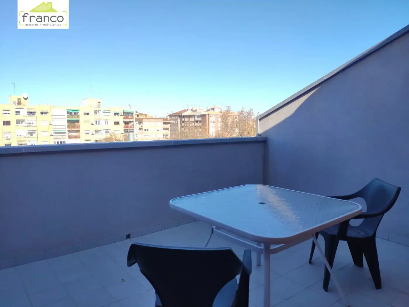 Àtic amb terrassa de lloguer a Norte