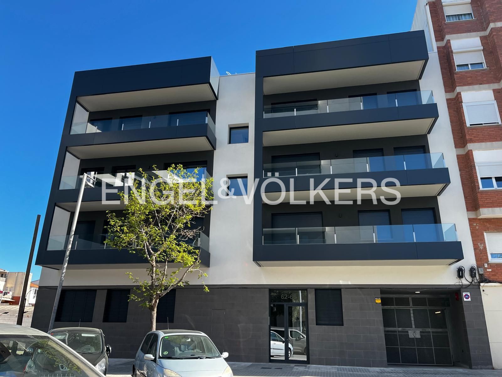 Vista exterior de Dúplex de lloguer en Badalona amb Aire condicionat, Calefacció i Terrassa