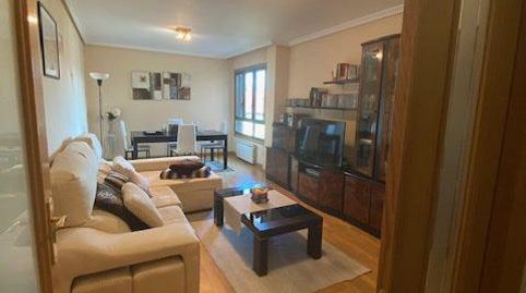 Foto 2 de Pis en venda a HUCA - La Cadellada, Oviedo