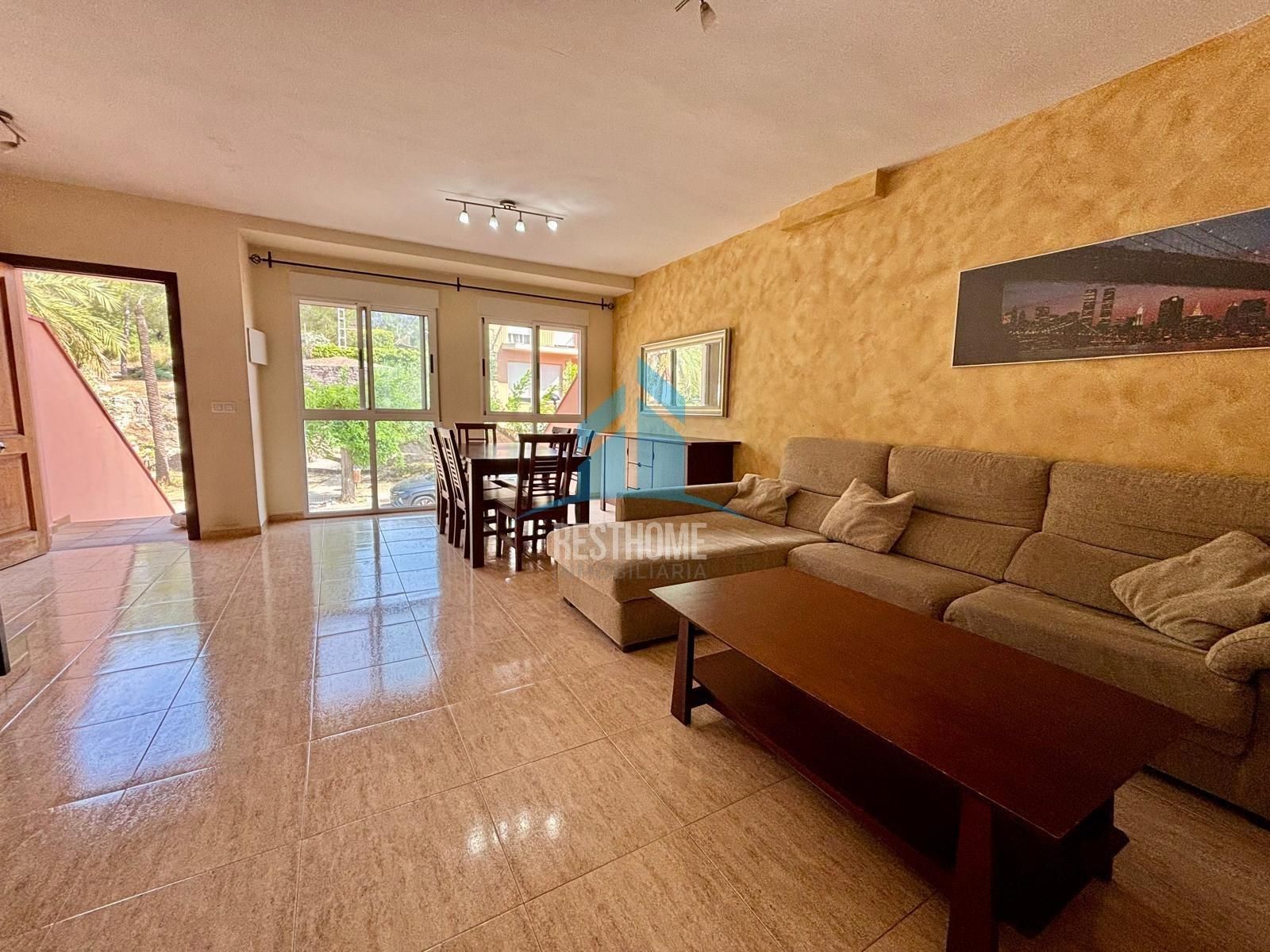 Vista exterior de Casa adosada en venta en Castelló de Rugat con Aire acondicionado, Calefacción y Terraza
