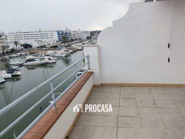 Pis amb ascensor en venda a Port Estaca