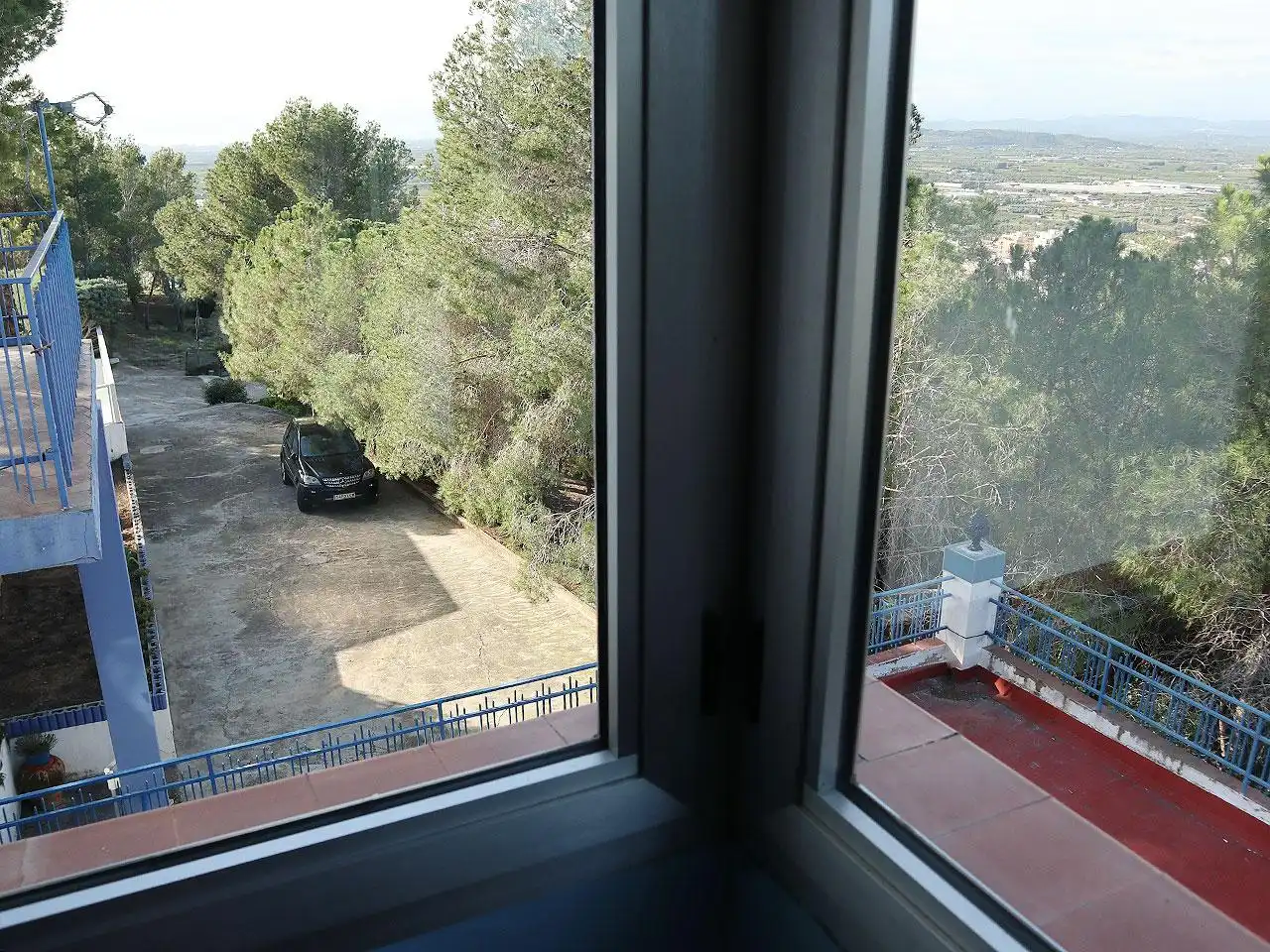 Vista exterior de Casa o xalet en venda en Alcanar amb Jardí privat, Terrassa i Piscina