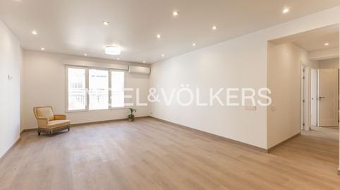 Photo 3 of Apartment to rent in C. de Isabel la Católica, El Pla del Remei, Valencia