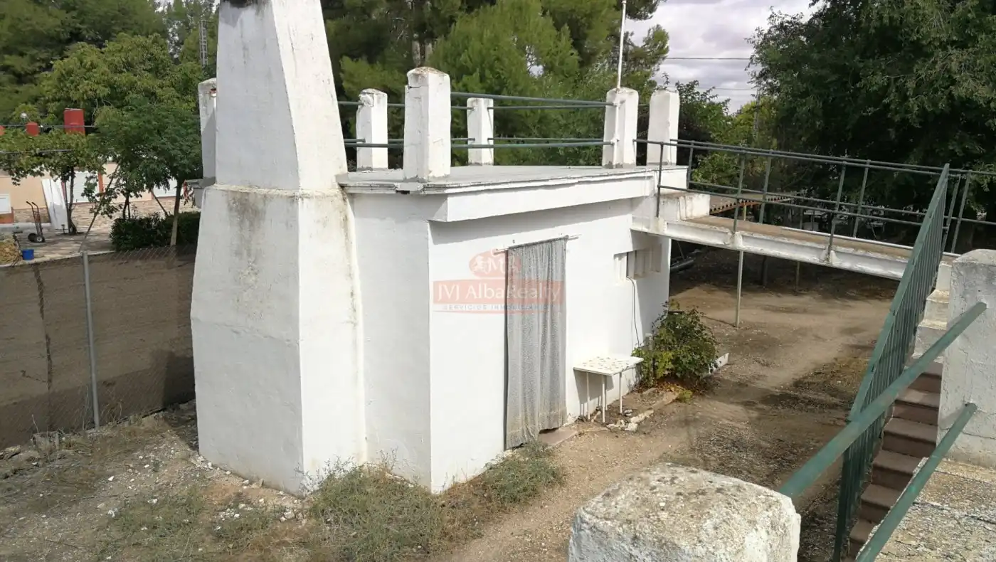 Außenansicht von Haus oder Chalet zum Verkauf in Albacete mit Abstellraum und Balkon