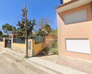 Vista exterior de Casa adosada en venda en María de Huerva amb Terrassa
