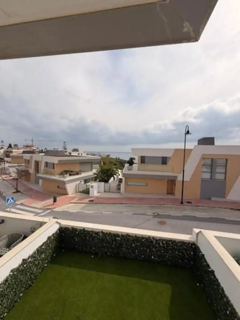 Detached homes for rent in El Faro de Calaburra - Chaparral