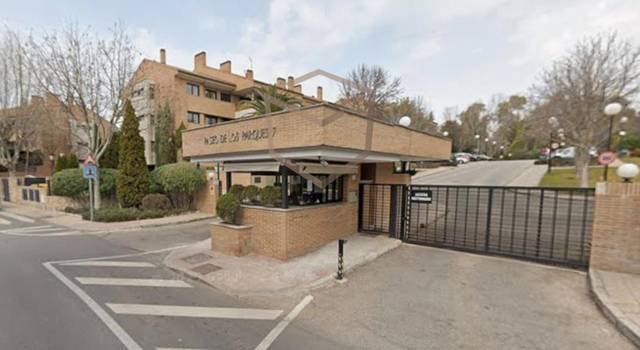 Piso en Venta en PASEO DE LOS PARQUES en Encinar de los Reyes