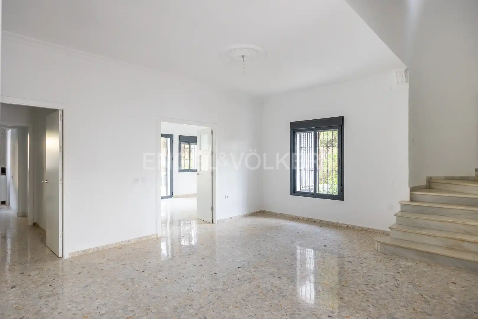 Casa o xalet en venda en Alcalá de Guadaira amb Calefacció, Jardí privat i Terrassa