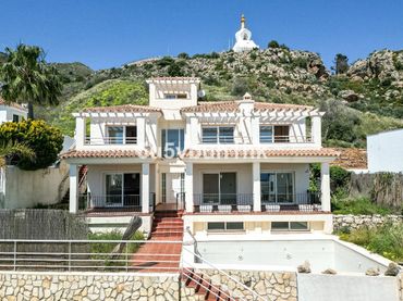 Casa con balcone in vendita a Benalmádena pueblo