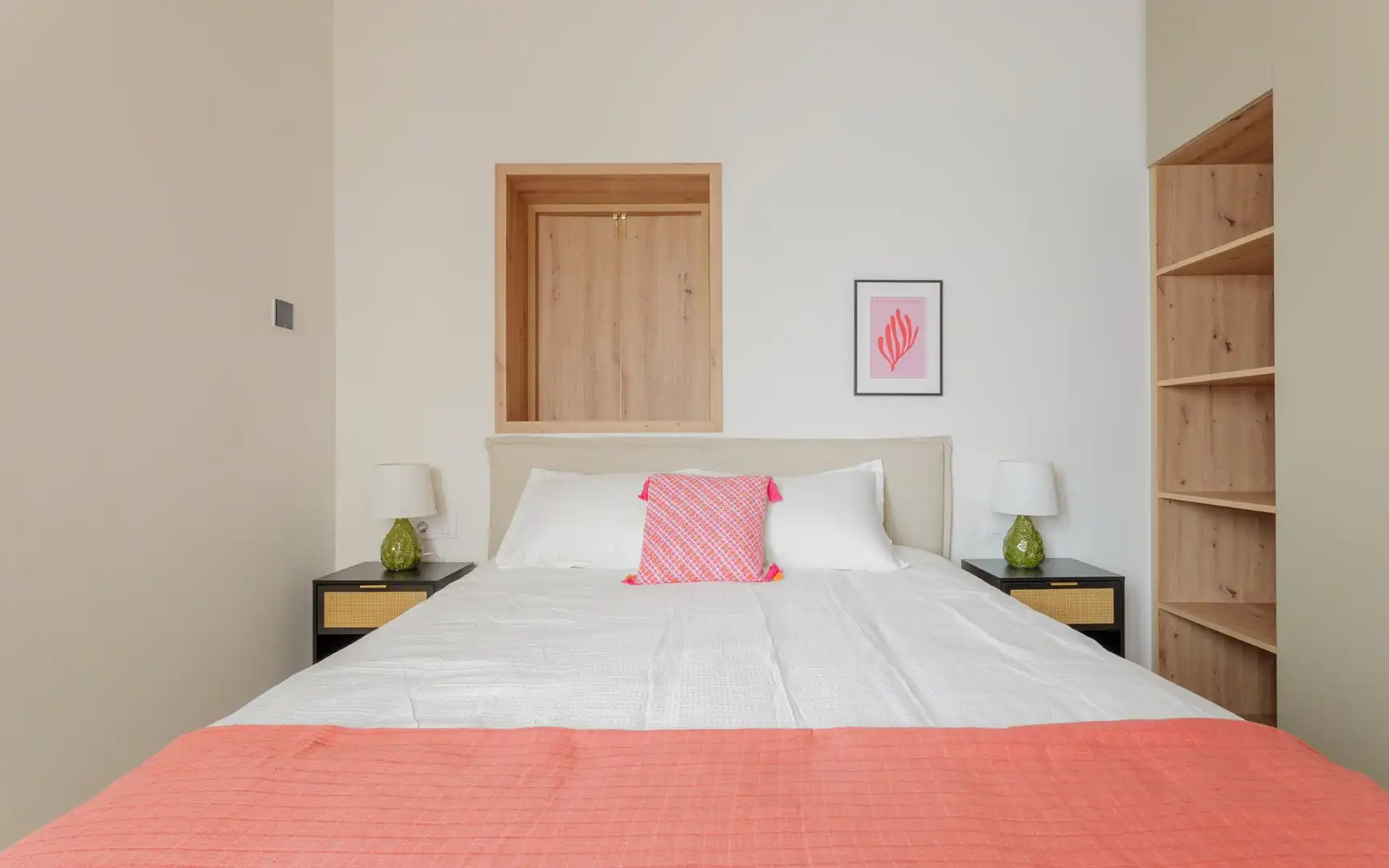 Bedroom of Flat for rent in Madrid  with Heating and Furnished